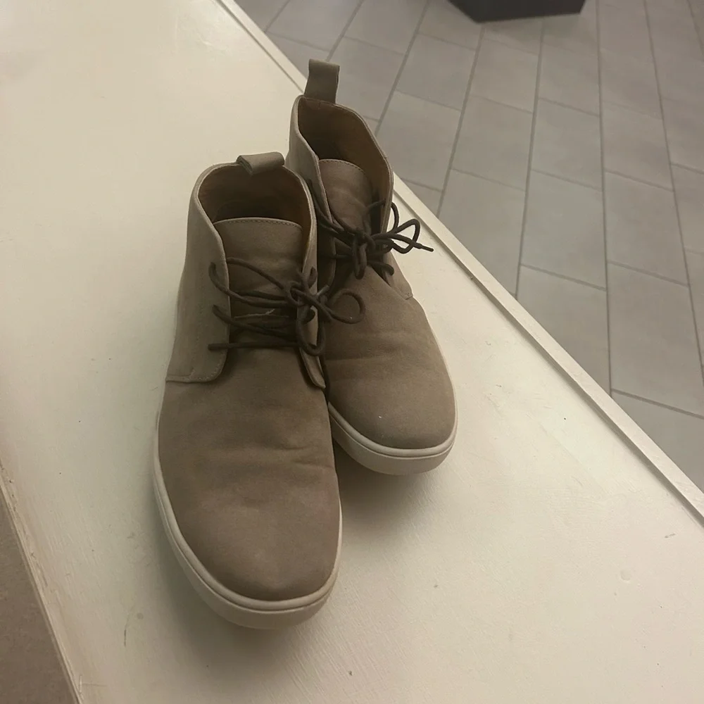 Alfani Men's Suede Chukka Boots in Taupe with White Sole 11.5 M